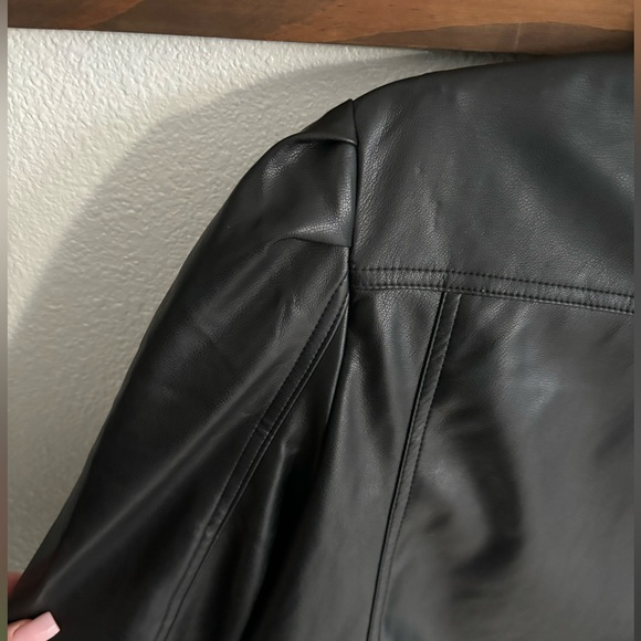 Truth faux leather jacket in black - Picture 5 of 5